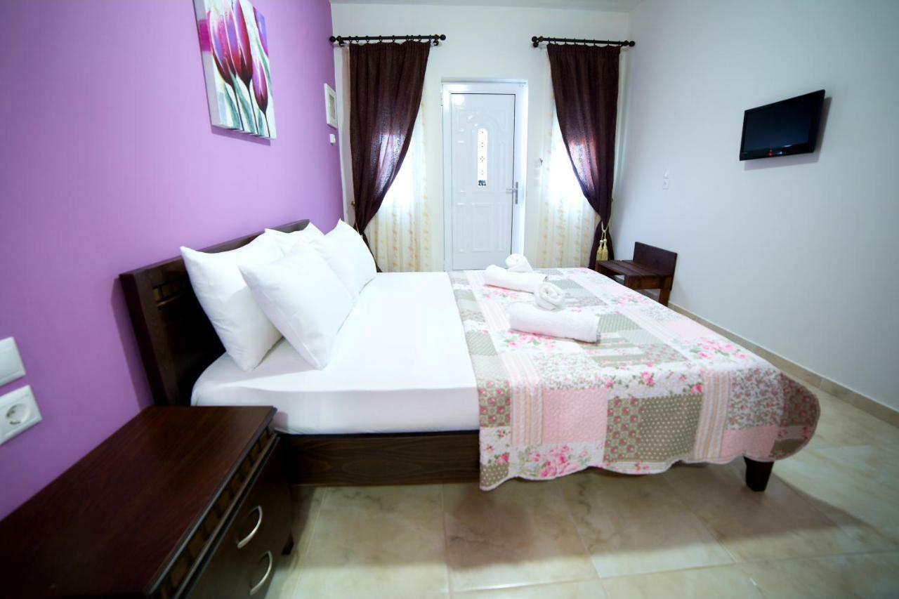 Goldenhill Studios&Apartments Skiathos Town Luaran gambar